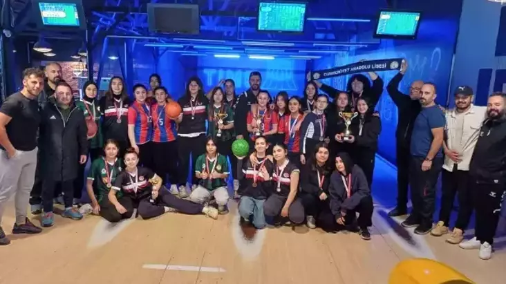 Düzce’de Okul Sporları Bowling Müsabakaları Sonuçlandı