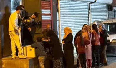 Diyarbakır’da Hayırsever İş İnsanları Mahallede Yardımlaşma Sürecine Katıldı