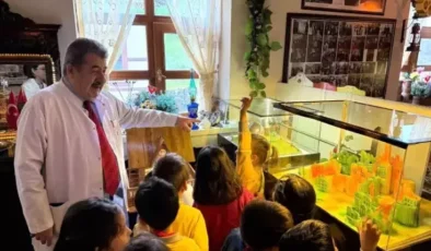 Minik Öğrenciler Sanat Atölyesinde Buluştu