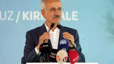 Bakan Uraloğlu: PTT Bir Dünya Markası Olma Yolunda İlerliyor