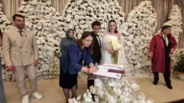Bartın’da AK Parti Yöneticisinin Kızının Nikahını CHP’li Başkan Kıydı