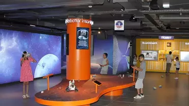 İzmir’de Dijital Deneyim Merkezi Açıldı