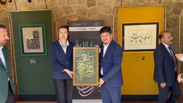 Van’da ‘Adil-i Mutlak’ Hat Sergisi Açıldı